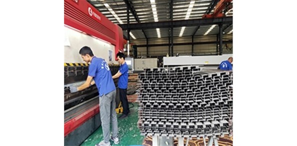 不銹鋼產(chǎn)品的質(zhì)量檢測與評估方法
